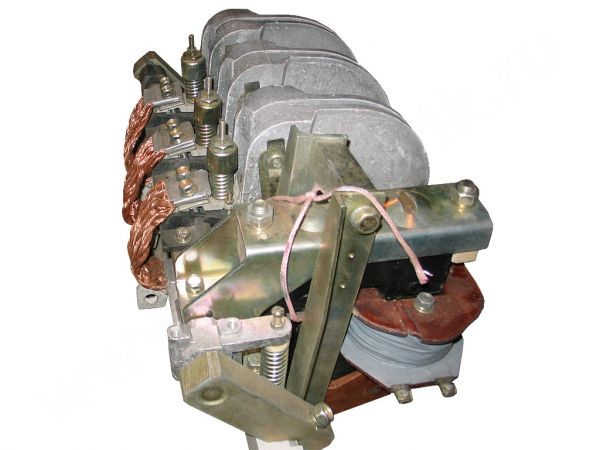 Контактор КТ 6053  630А ~380В